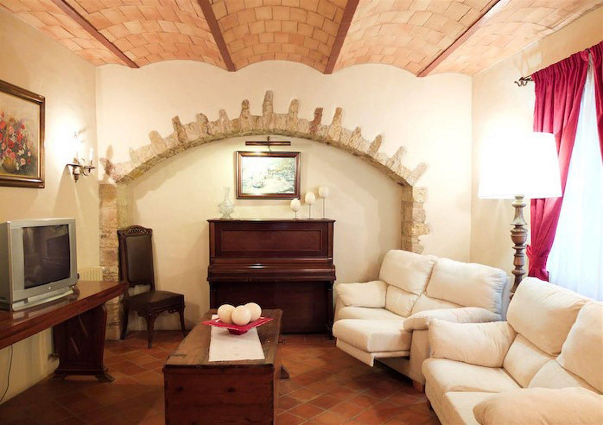 Hotel Sant Feliu Sant Feliu de Boada Ngoại thất bức ảnh