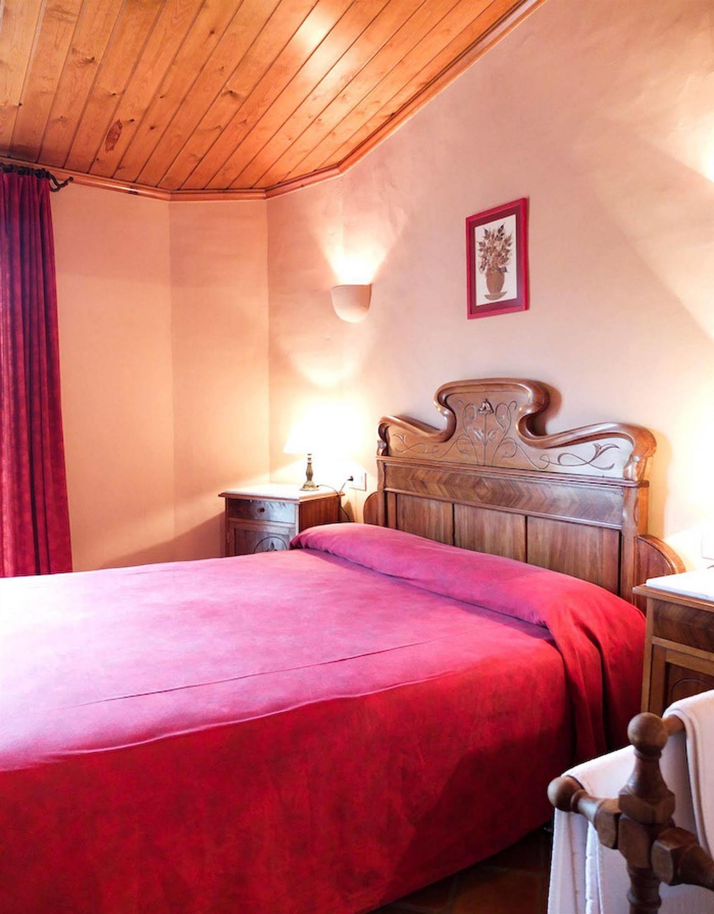 Hotel Sant Feliu Sant Feliu de Boada Ngoại thất bức ảnh